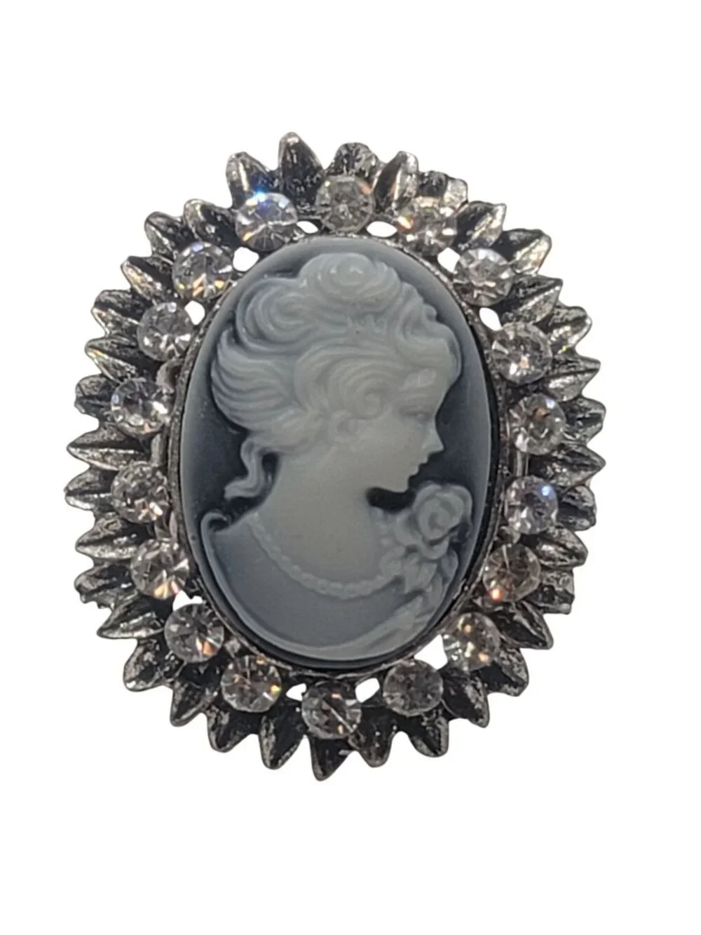 Silver-Tone Cameo Stretch Ring With Rhinestone Accents Oval Victorian Style